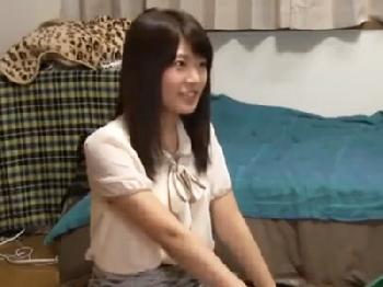 ネットで知り合った美少女を家に呼んで性行為オフ会ぶっかけ→当然の如く盗撮