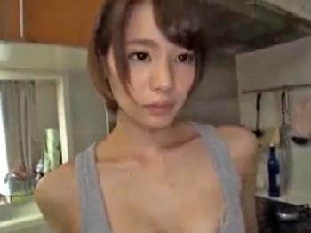 ホットパンツで様々なとこが見えまくってる美女とハメ撮り