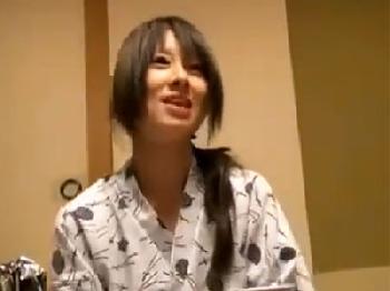 ビクビク体を反らせながら理性を失い狂乱絶頂する美魔女