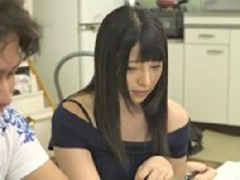 自宅で勉強するはずが隣の部屋からのワイセツな声にムラっときた男女