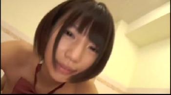 ゴムなし挿入を拒絶する可憐なソープ嬢を振りきって強引に中出し!!