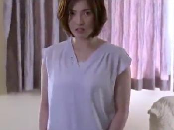 未亡人妻否応なしに挿入されるも久々のSEXで挿入準備万端