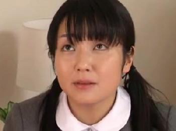 純粋無垢な娘を自らの手で汚す変態親父