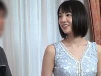 黒髪ショートの美少女が童貞の筆おろしに挑む!!