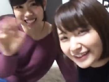 清楚な顔して尻軽女の女子大生コンビとハメ撮り乱交