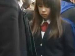 渋谷で見つけたスタイル抜群褐色ギャルに中出しマッサージ