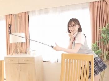 親の再婚相手の連れ子姉が猥褻過ぎ…3姉妹揃って大乱交