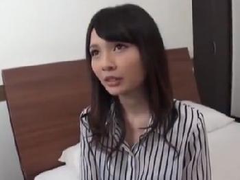 キャビンアテンダントのパンチラで勃起した肉棒を奉仕させてそのまま強制挿入されて性的暴行!!