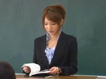 キチガイ学校!!赴任したての女教師が先生にも生徒にも犯される