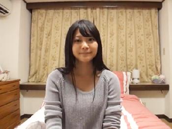 カメラ慣れしてない感じが艶めかしい22歳受付嬢美少女のハメ撮り