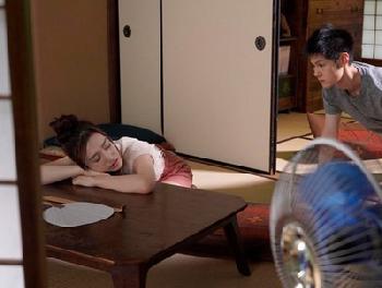 夏の田舎で再開した年上従姉!!冗談を真に受けた童貞が連チャン膣内射精