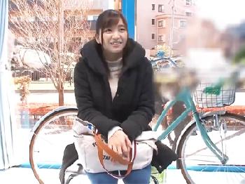 買い物帰りのとても綺麗なマダム連れ込みマジックミラー号ハメ→際どいエステで濡れた膣にぶっこみ開始