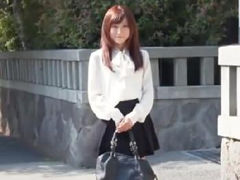 結婚して半年で早くも浮気する専業主婦の若妻とホテルで性交