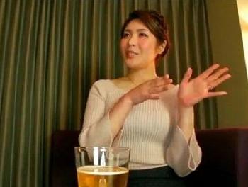 こんな綺麗な若妻が自らAVに？ムチッとした官能的な肉体の肉付きがちょうどいいシタガリマダムのどろどろ浮気