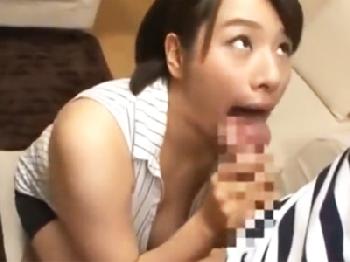 夫に構ってもらえず性的欲望が爆発寸前の豊乳主婦が息子に手を出し肉親性交