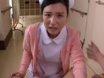 患者に頼み込まれたら膣射交尾も断れない看護師さん