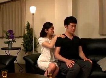 友人に会いに上京してきた嫁母と親密な関係に→嫁よりも狂おしいマダムの魅力にやられ寝取られ浮気