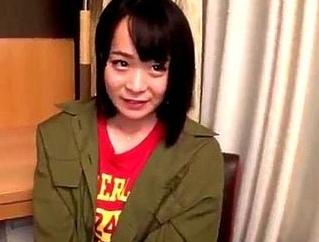 渋谷でナンパした童顔巨乳美少女がイケメンと…いちゃつきながらセックス