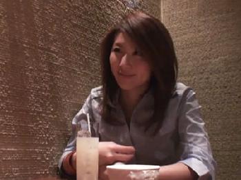 夫のペニスじゃ満足できなくなった淫らな人妻をご自慢ペニスでハメ堕とし