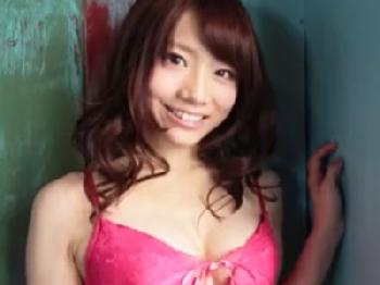 エビ反り昇天アクメを繰り返しガクガクと痙攣するハイクラス美少女が気絶寸前のワイルド性交