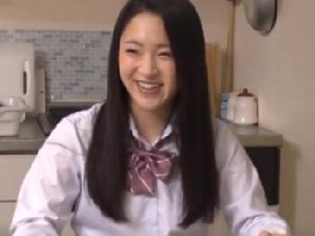 女子校生妹がケツ突き出してたら中出し近親タブー性交は絶対に回避不能ですW