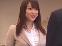 女性社員が全員ボイン痴女!!仕事中にも関わらず顔面騎乗で逆性的ハラスメントW