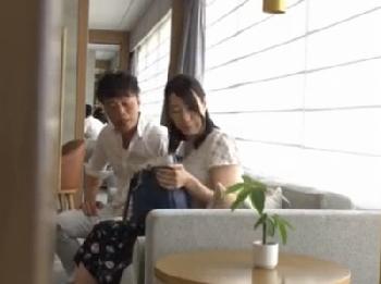 生まれてこのかた30年以上真面目に生きてきた人妻が浮気AVに