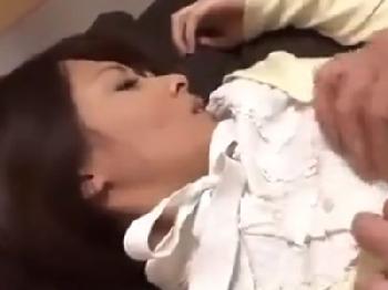 夜這いしてきた冷酷な強姦魔に女陰内へ射精された生保レディ