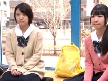 吹奏楽部だった真面目黒髪の女子校生をだんだんと猥褻な方向へ持っていき乱交