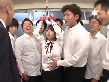 キュートな見た目して小便もオメコ内で子種注入も受け止める変態女教師!!