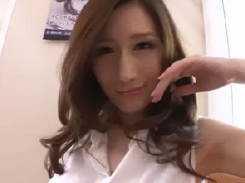 劣情をかき立てる視線で色仕掛けしてくる巨乳美女に耐えきれず膣射交尾