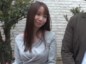 に魅力的な巨乳美女と恋人気分でラブホハメ撮り!!