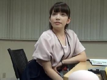 恥ずかしがる超キュート女性会社員をやっとのことでハメ撮り成功!!
