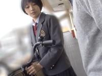 媚薬漬けにされた無垢な女子校生が人格変わってフェラチオ披露