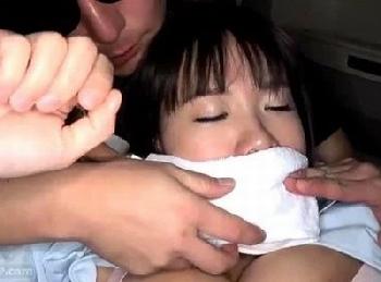 クロロホルムで睡眠姦させられた美少女女子校生たちの犯行現場