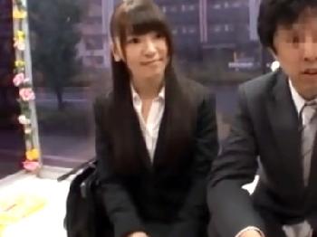 若くて品行方正なガチ清楚系女性会社員がマジックミラー号で上司とSEXする一部始終