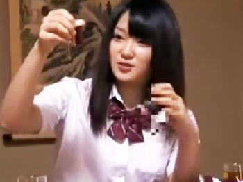 幼なじみが興味本位でドラッグ使用→恍惚アヘ絶頂状態でピストンされて失禁尿失禁イキW