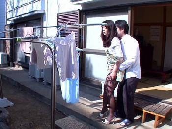 久しぶりに帰省してきた長男…しかし引きこもりの次男に毎日性調教される日々←この現場を長男に見られて!!