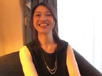 数年間ご無沙汰で性的欲望が爆発寸前な熟女人妻が息子と同年代の男のペニスで牝の本能開花