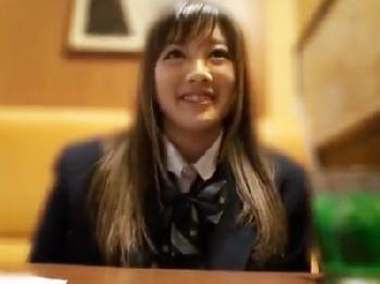高校卒業したての1〇歳のほぼ女子校生をホテルに連れ込みハメ撮り!!