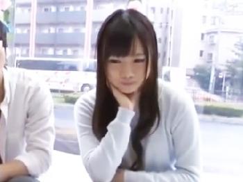 お金の為なら性行為もする!!大学生の友人同士が勢いで中出し発射