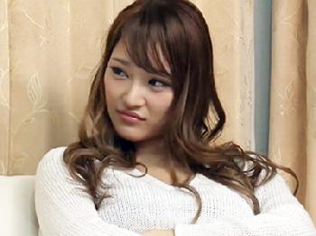 尻軽義姉が弟の童貞を筆おろし→密かにゴムを外して気の済むまで種付け