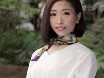 夜の営みに満足できず女の自信を取り戻すためにマダムがAVデビュー