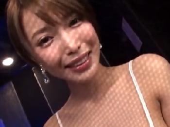 中出し承諾 おっぱぶで顔も体も完璧なショートヘア美女店員獲得!!