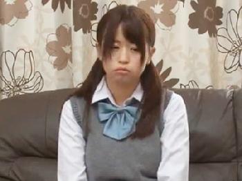 男のペニスにとても関心がある女子校生が性的興奮して友人に中出し切望