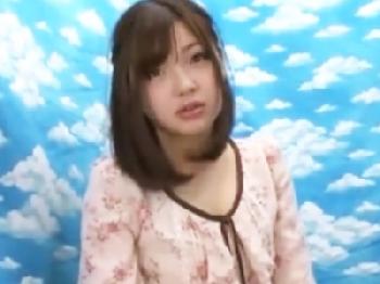 チェリーボーイを筆おろし→口内性交で射精させる巨乳素人娘