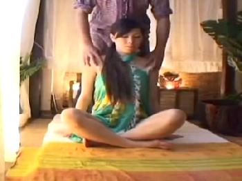 マセたエロ少年に目を付けられたPTA会長さんが…あの手この手で絶頂させられる!!