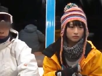 雪山まで遊びに来て彼氏以外に膣内射精される素人娘W