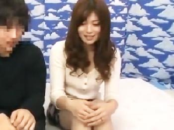 リードするはずがSEX未経験男の肉棒がデカすぎてアへイキしたとても綺麗な人妻