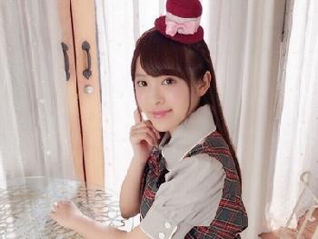 元人気アイドルだった桜もこちゃんがAVデビューで顔面射精の洗礼!!